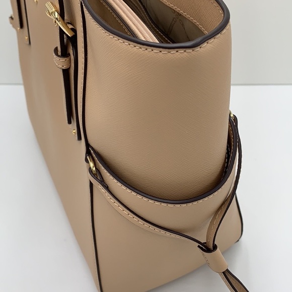 MICHAEL KORS Voyager EAST WEST TOTE OYSTER COLOR - Picture 13 of 16